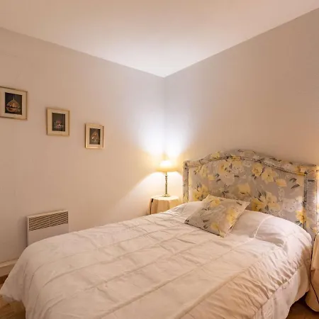 Apartment Rustique Face A La A Avec Balcon - Fr-1-2-294